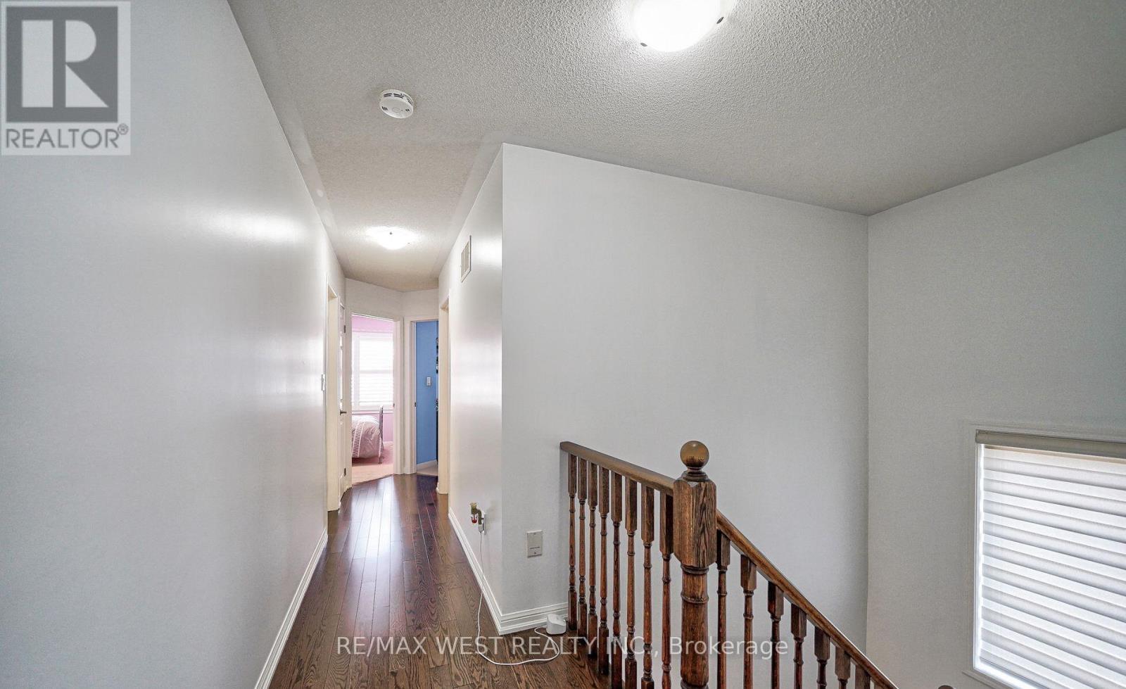 13 MIDHOPE WAY - 25