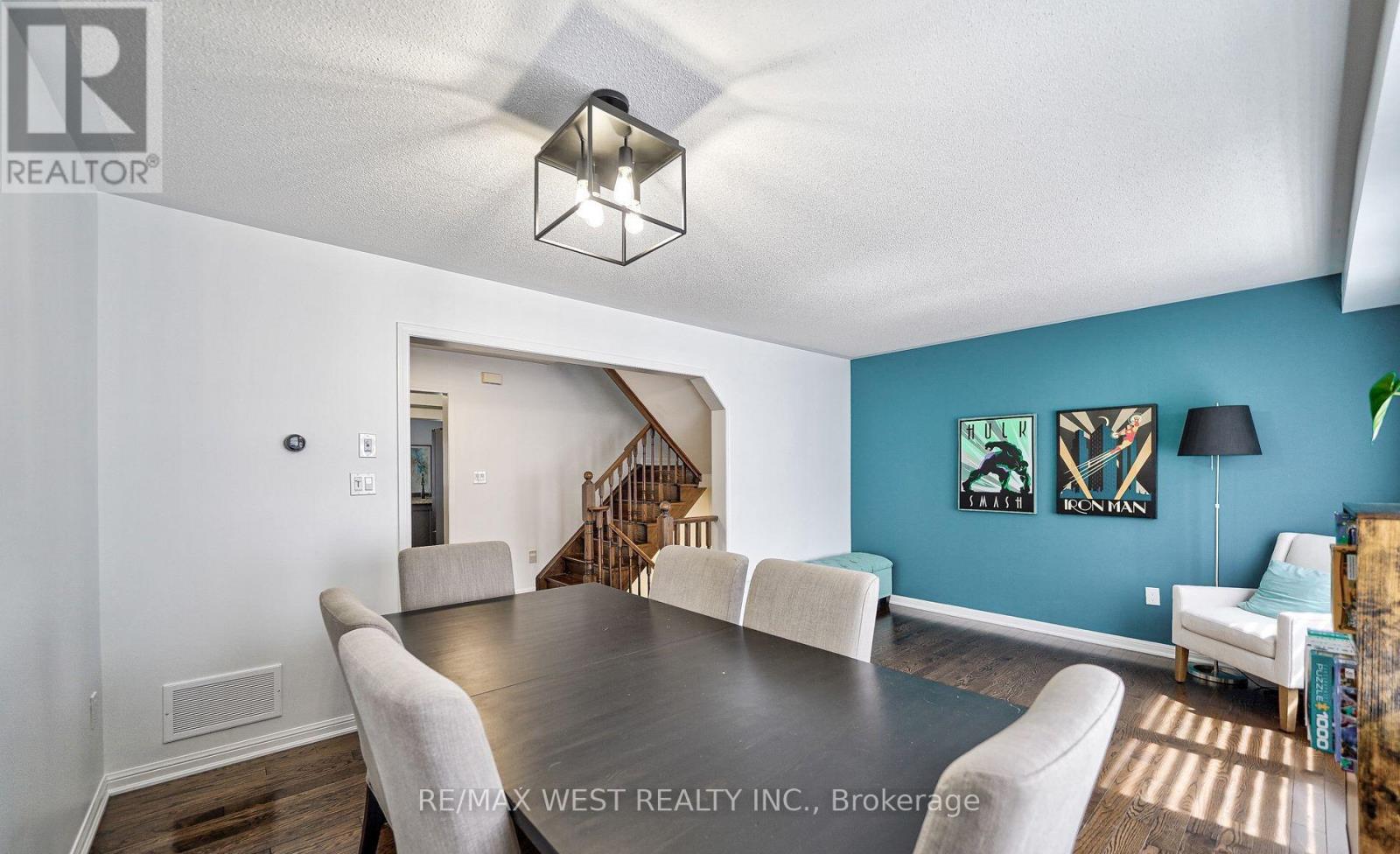 13 MIDHOPE WAY - 14