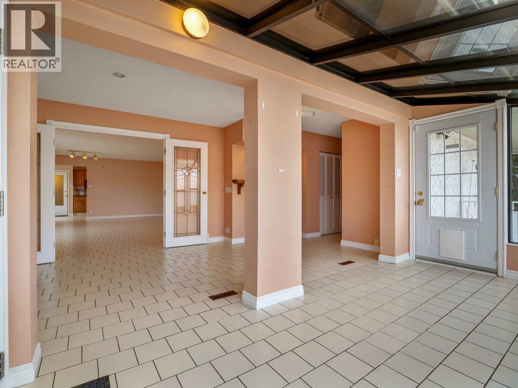 Single Family House Bungalow for Sale in   Avenue S Victoria Park Lethbridge 