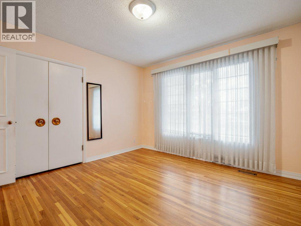 Single Family House Bungalow for Sale in   Avenue S Victoria Park Lethbridge 