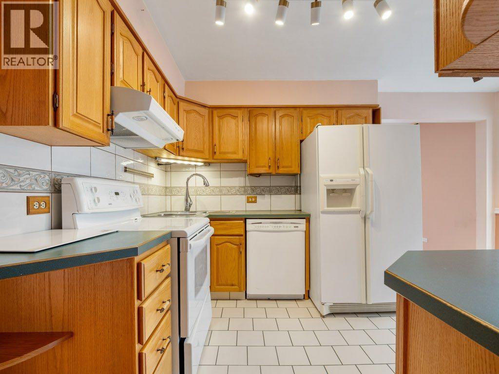 Single Family House Bungalow for Sale in   Avenue S Victoria Park Lethbridge 