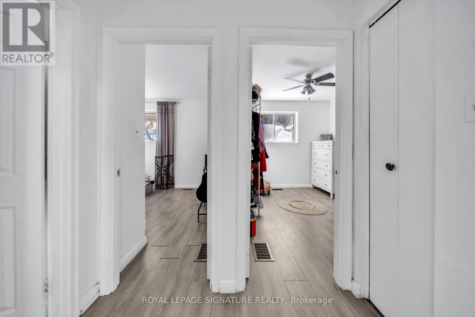 21 HURON COURT - 23