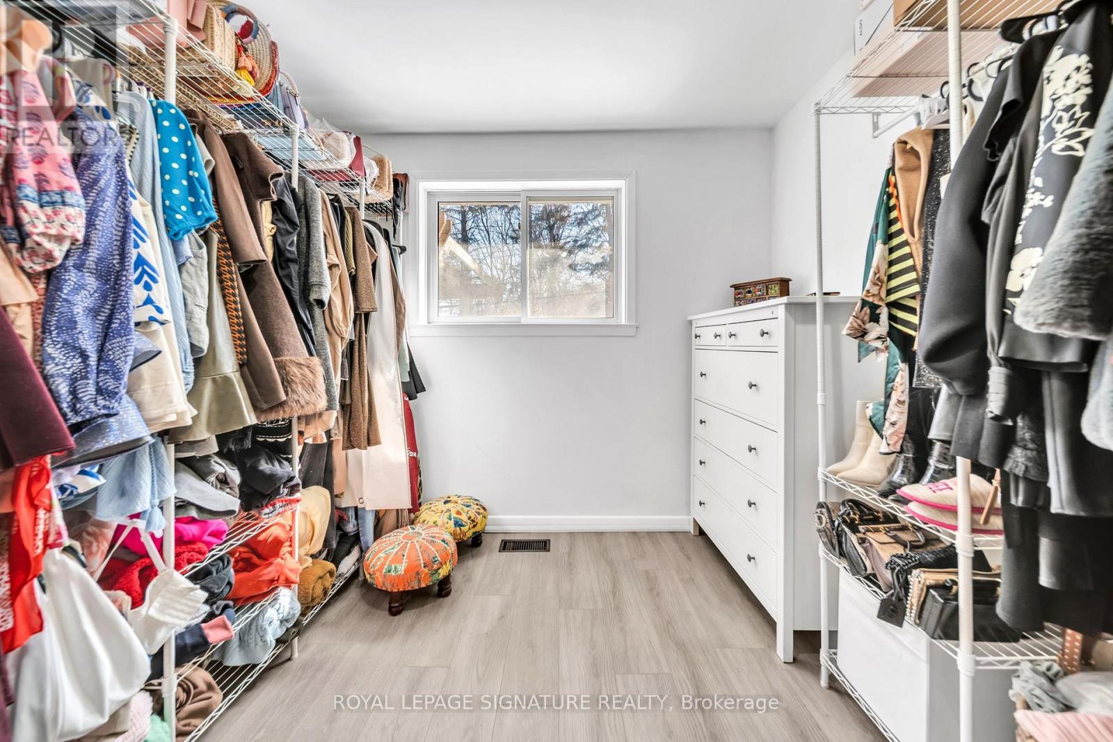 21 HURON COURT - 25