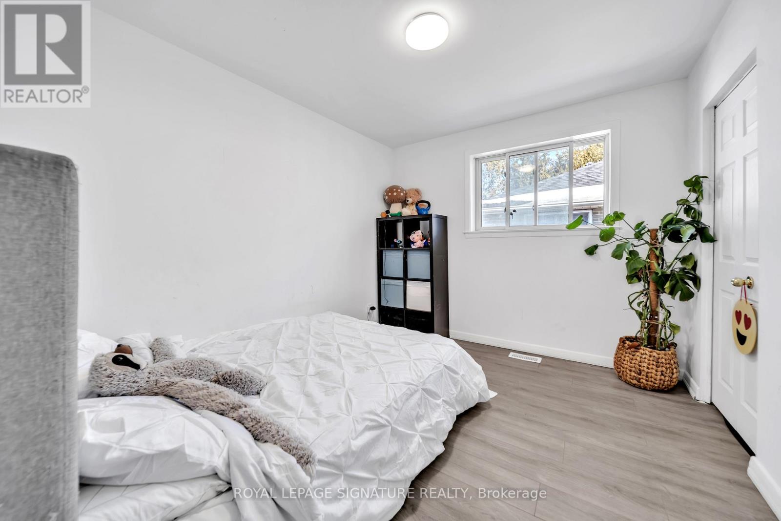 21 HURON COURT - 27