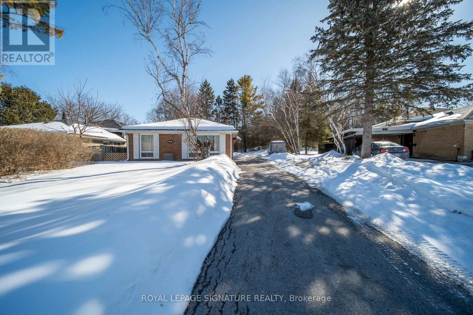 21 HURON COURT - 39
