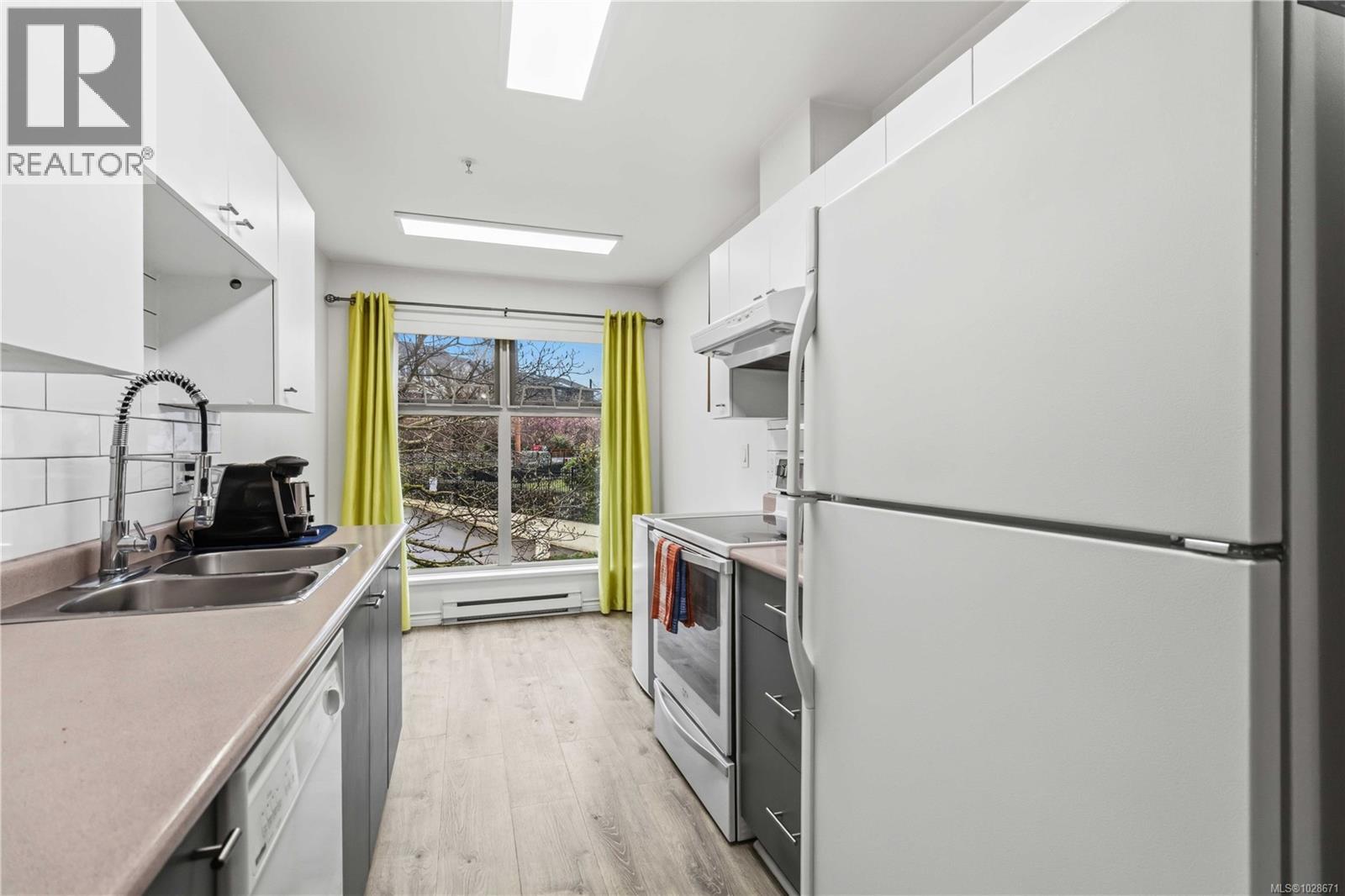 #209 535 MANCHESTER RD - 11