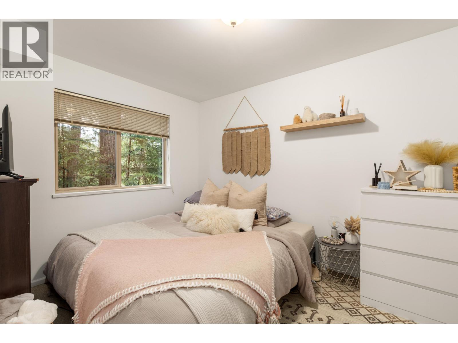 2813 CLIFFTOP LANE, Whistler