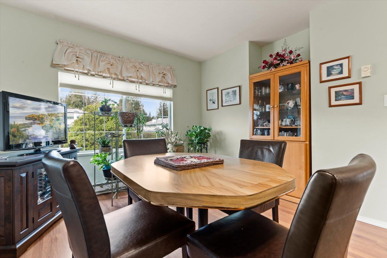 54 3110 TRAFALGAR STREET, Abbotsford