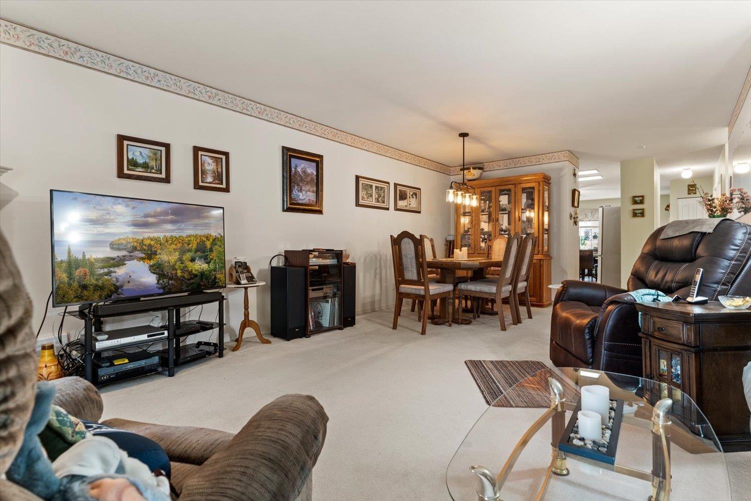 54 3110 TRAFALGAR STREET, Abbotsford