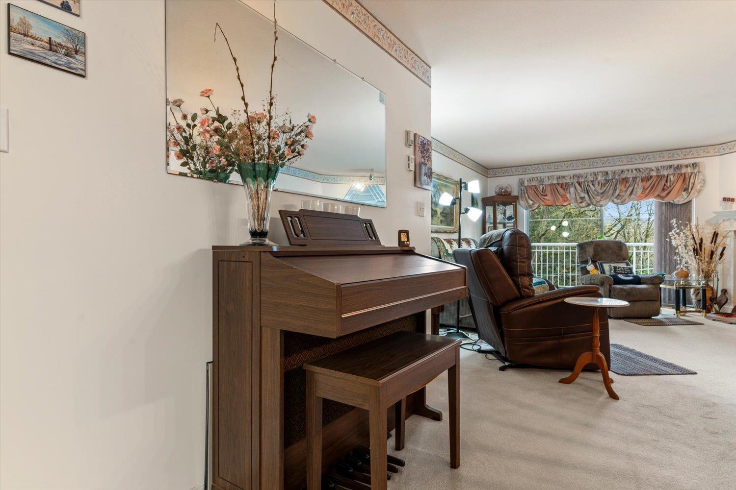 54 3110 TRAFALGAR STREET, Abbotsford