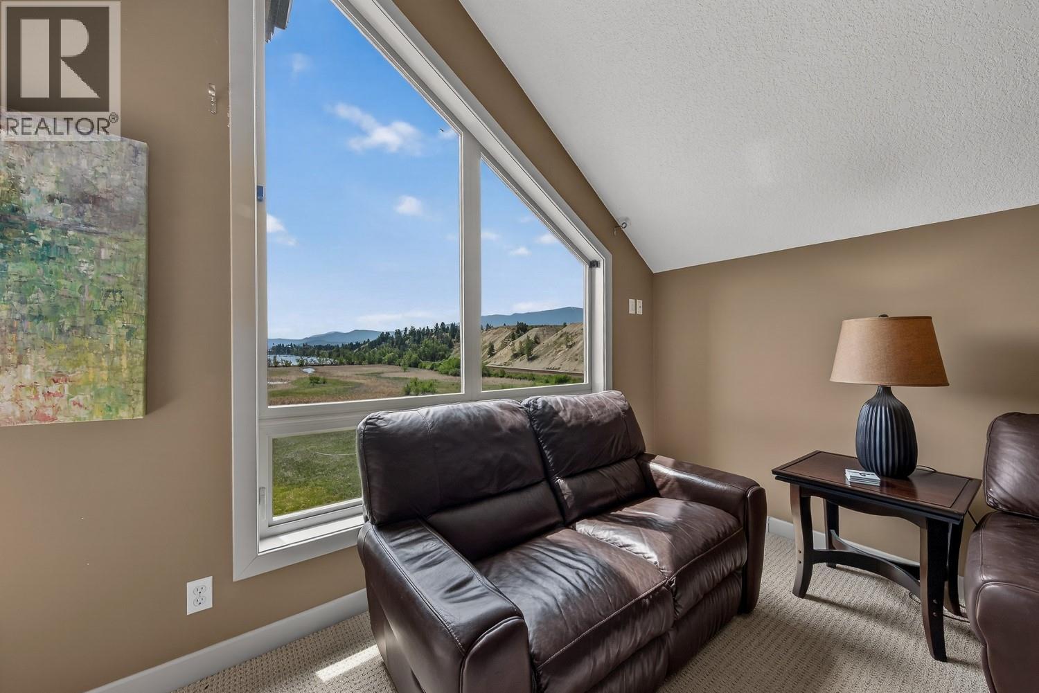 205 Third Avenue Unit# 1406, Invermere
