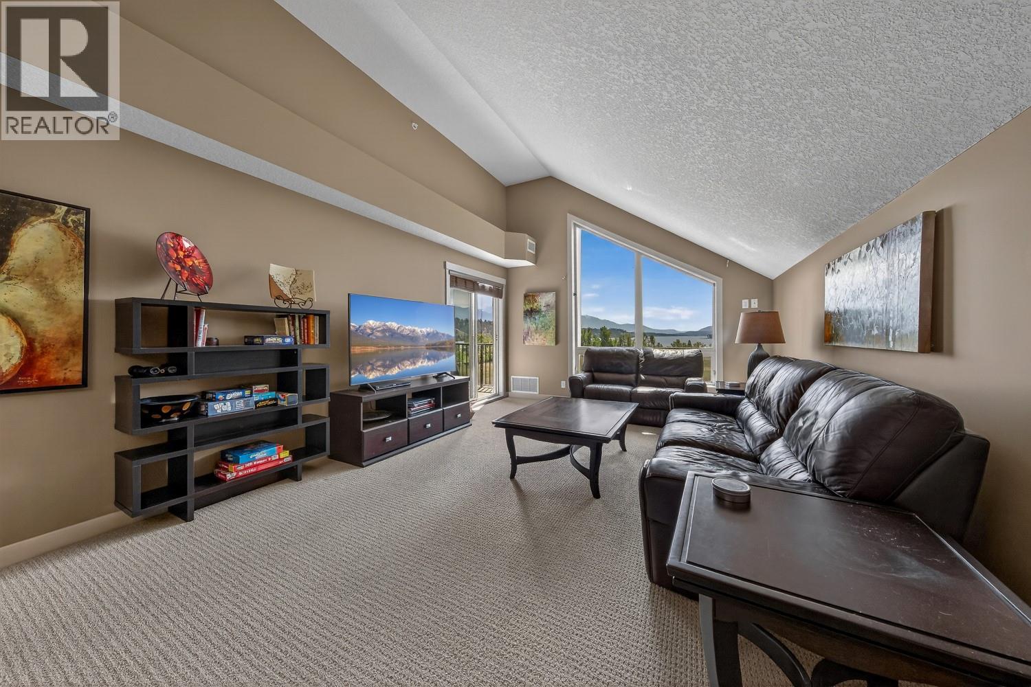 205 Third Avenue Unit# 1406, Invermere