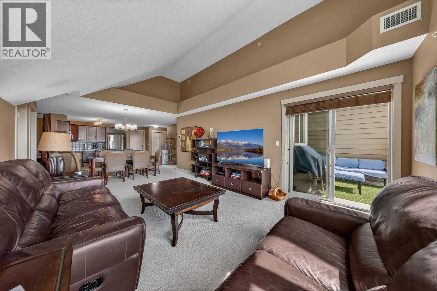 205 Third Avenue Unit# 1406, Invermere