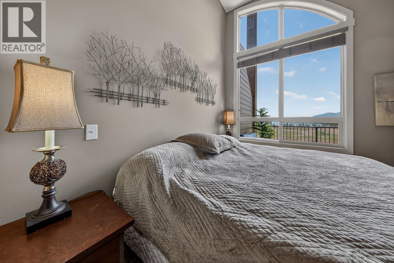 205 Third Avenue Unit# 1406, Invermere