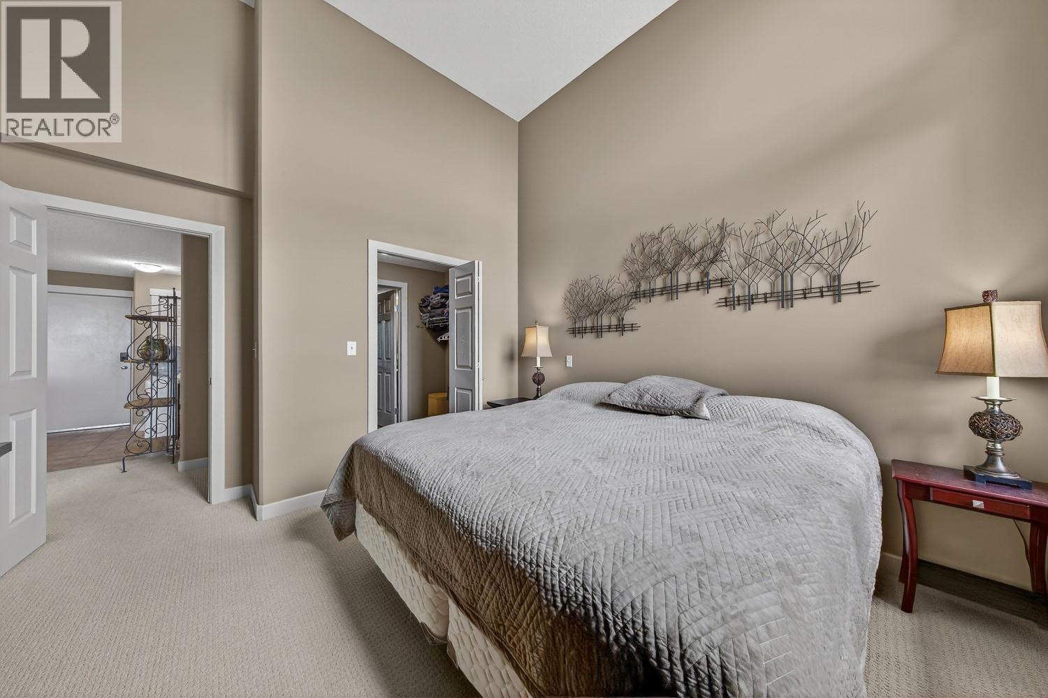 205 Third Avenue Unit# 1406, Invermere