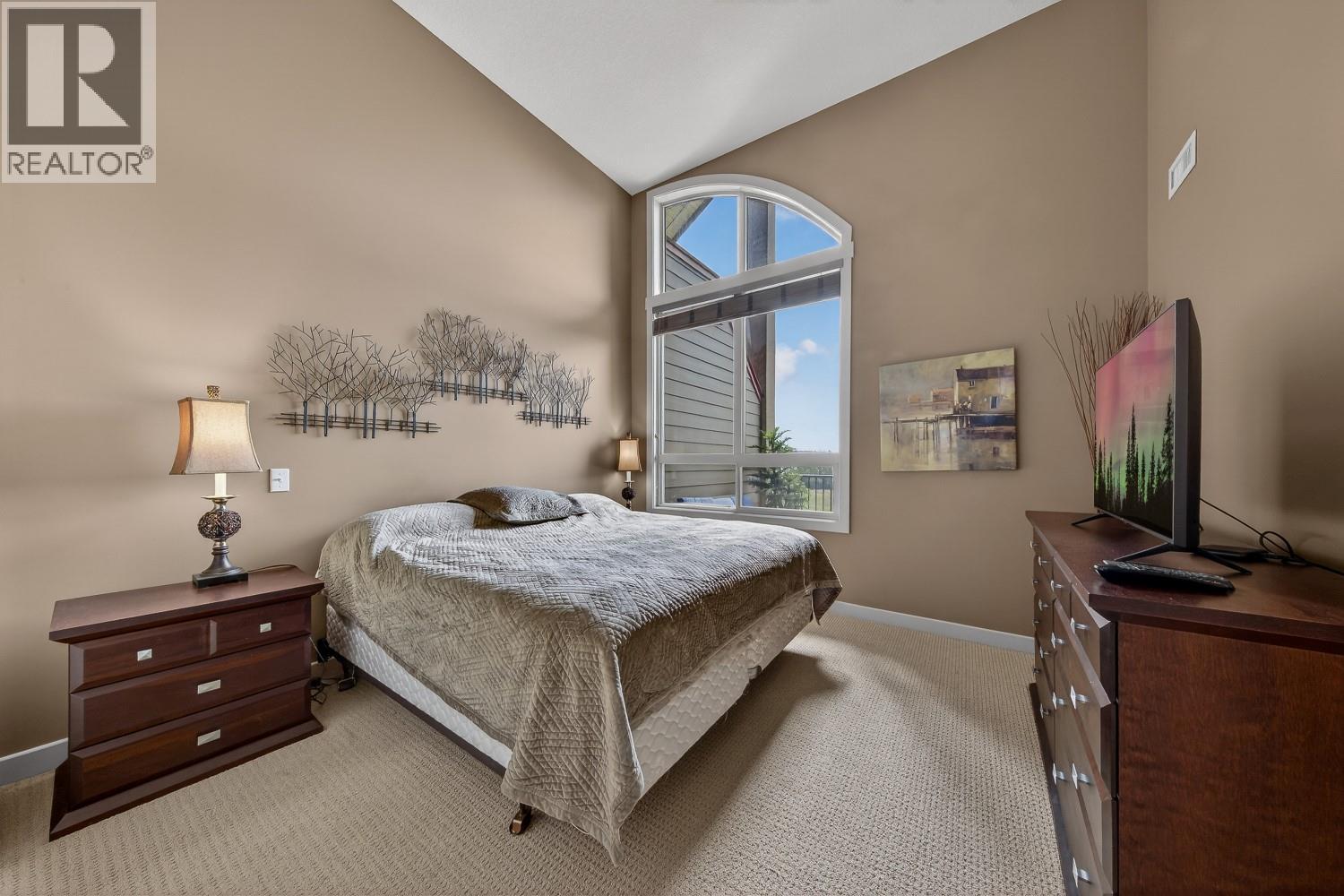 205 Third Avenue Unit# 1406, Invermere