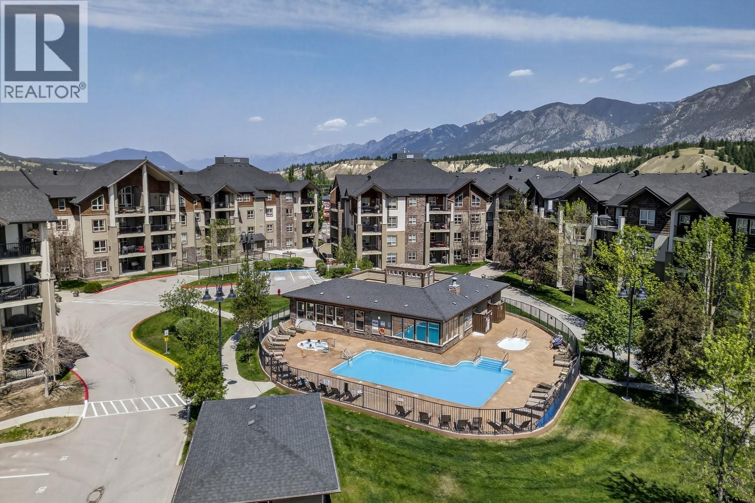 205 Third Avenue Unit# 1406, Invermere