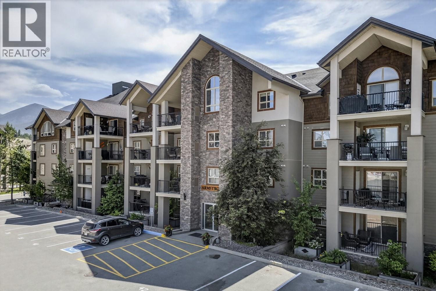 205 Third Avenue Unit# 1406, Invermere