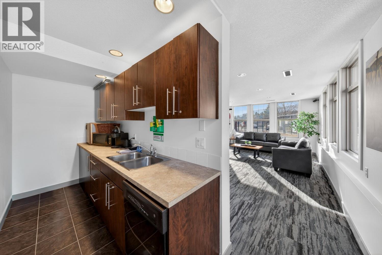 205 Third Avenue Unit# 1406, Invermere