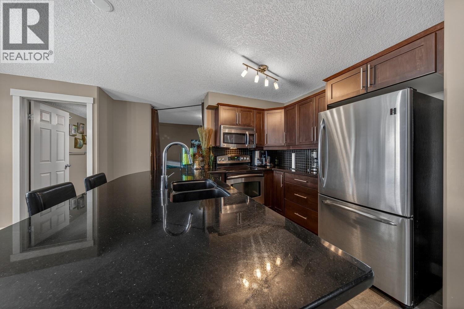 205 Third Avenue Unit# 1406, Invermere