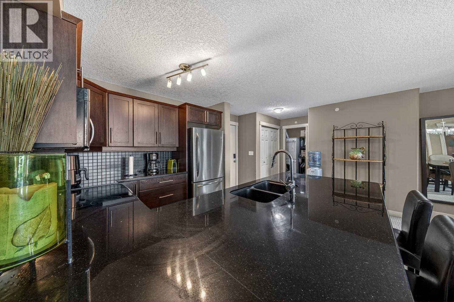 205 Third Avenue Unit# 1406, Invermere