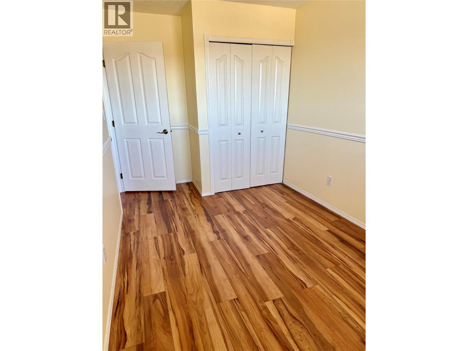 2222 3 Street N, Cranbrook