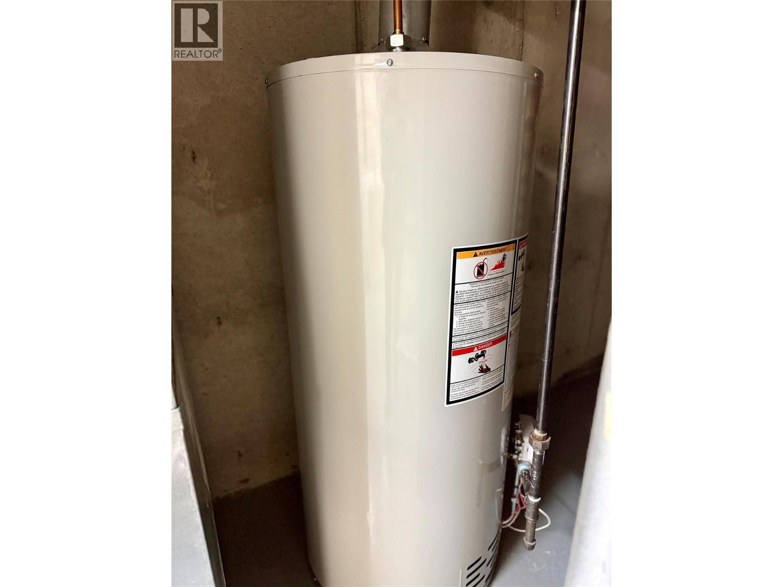 2222 3 Street N, Cranbrook