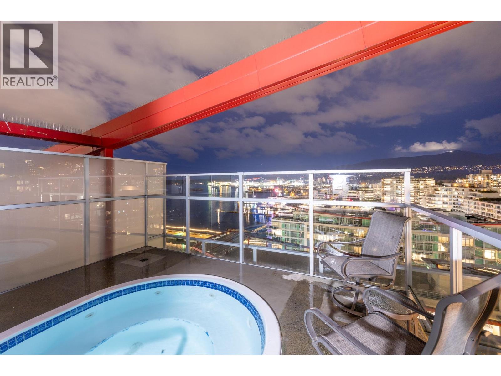 803 199 VICTORY SHIP WAY, North Vancouver