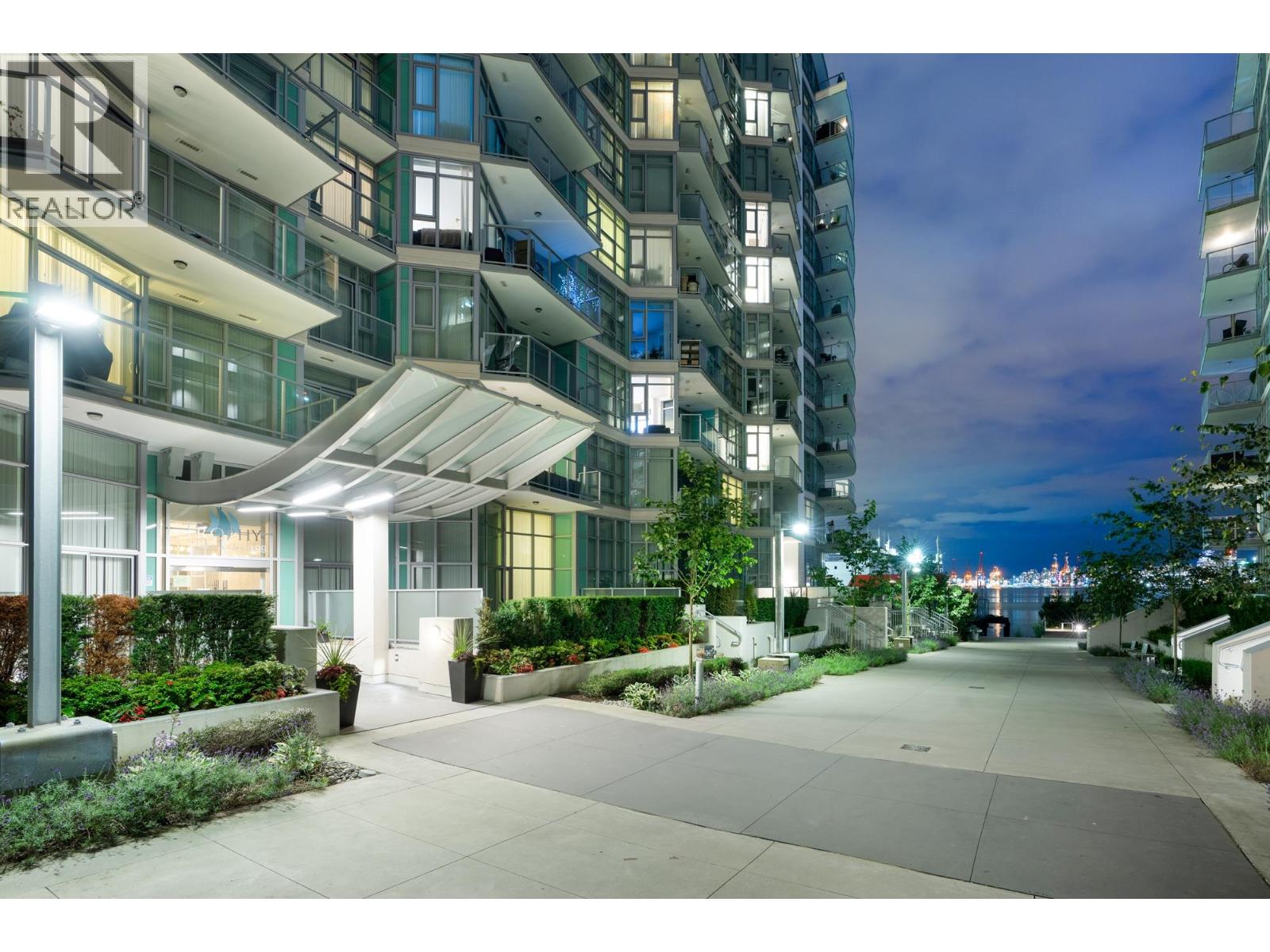 803 199 VICTORY SHIP WAY, North Vancouver