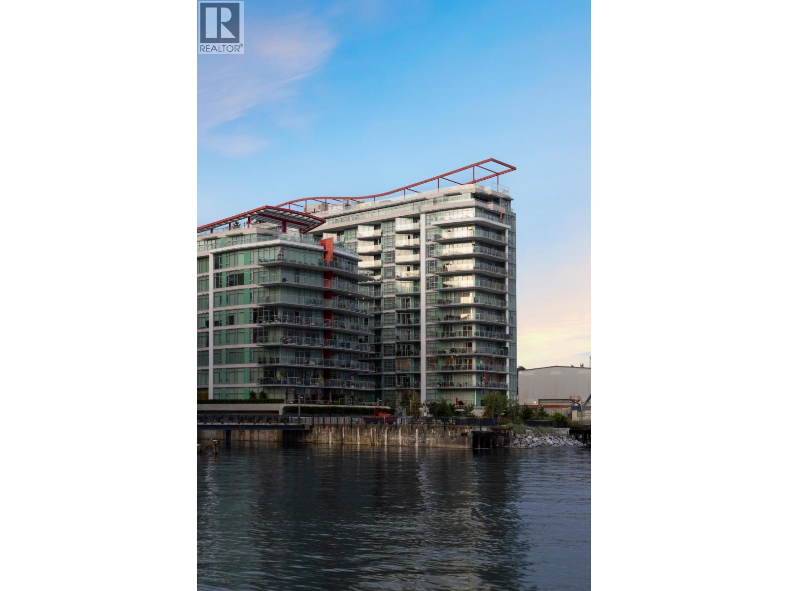 803 199 VICTORY SHIP WAY, North Vancouver