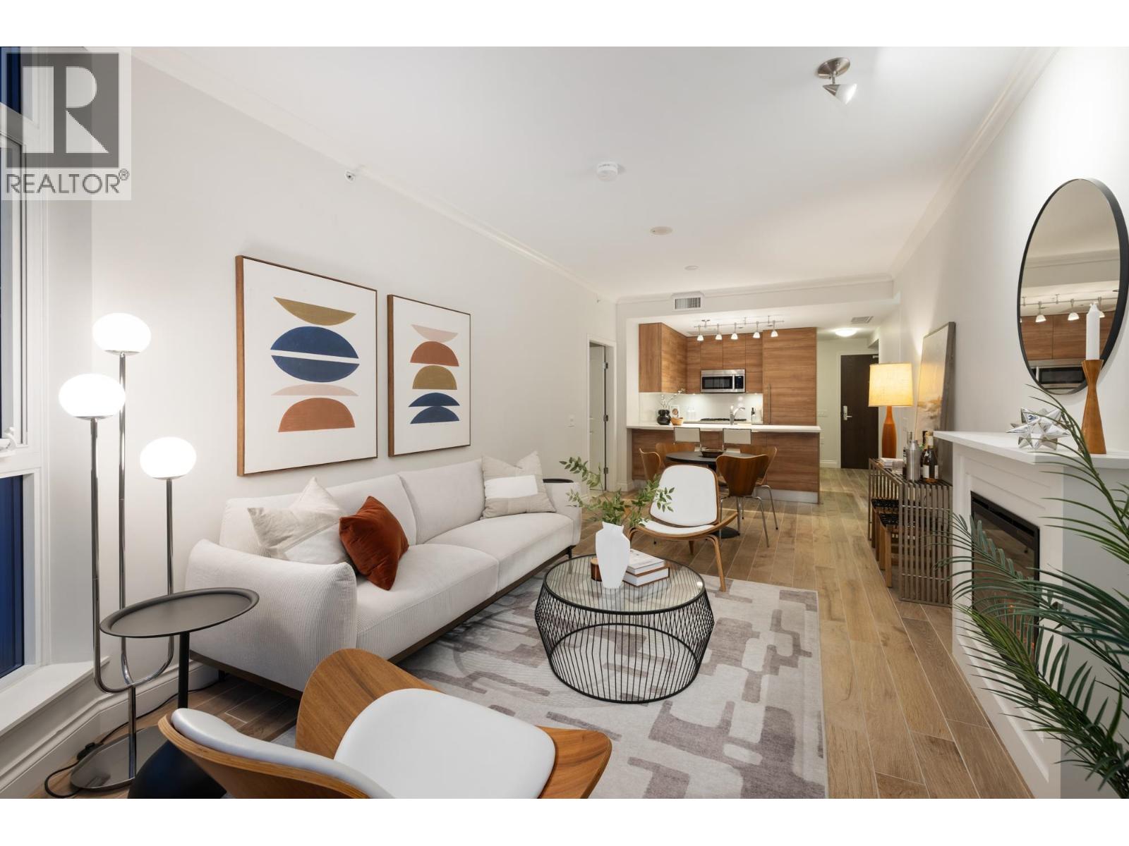 803 199 VICTORY SHIP WAY, North Vancouver