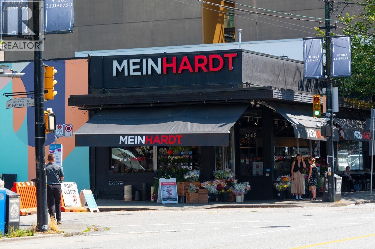 401 1566 W 13 AVENUE, Vancouver