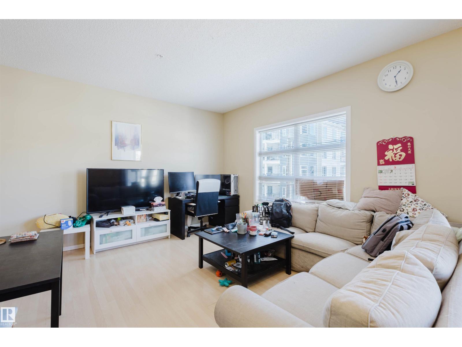 #207 9910 111 ST NW - 13