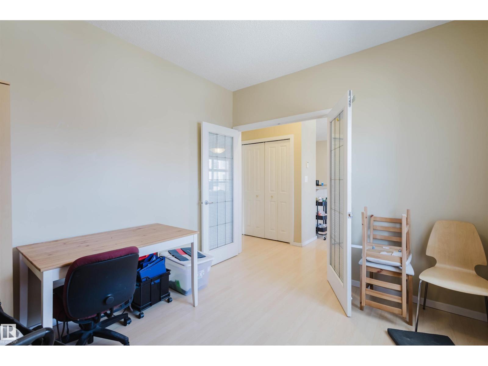 #207 9910 111 ST NW - 21