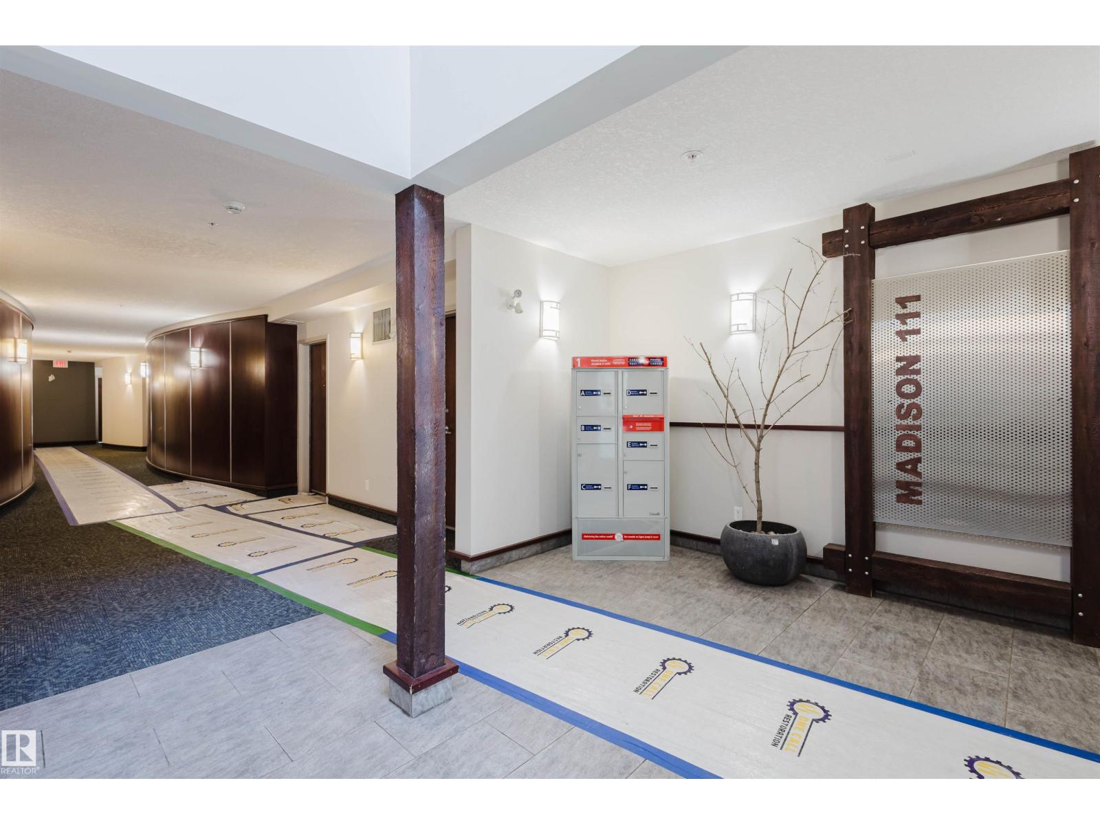 #207 9910 111 ST NW - 25