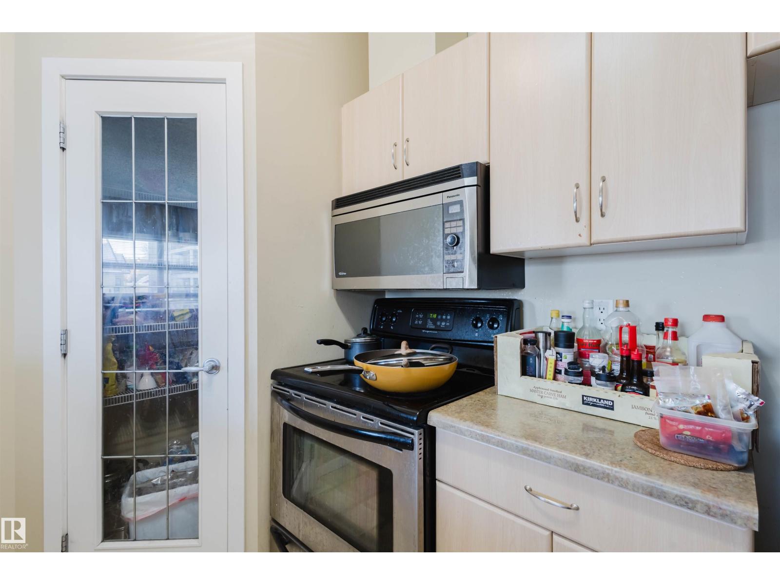 #207 9910 111 ST NW - 7