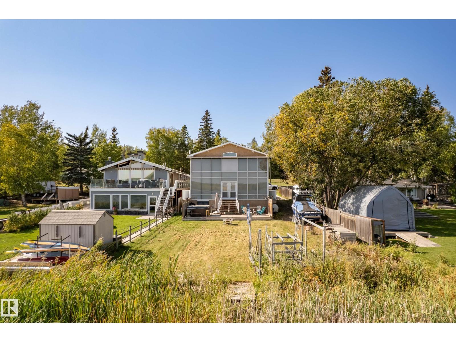 104 BAYVIEW DR, Rural Parkland County