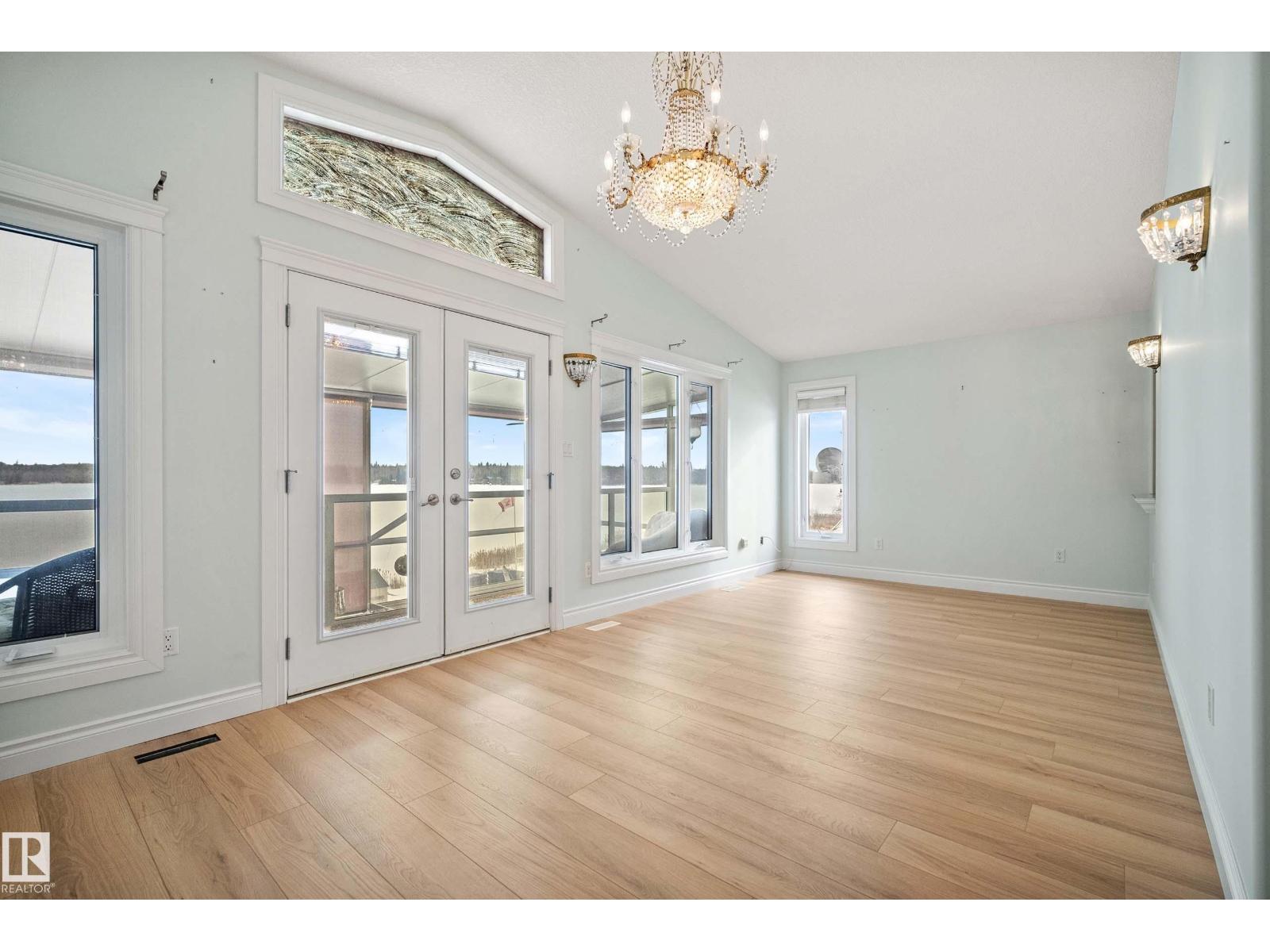 104 BAYVIEW DR, Rural Parkland County