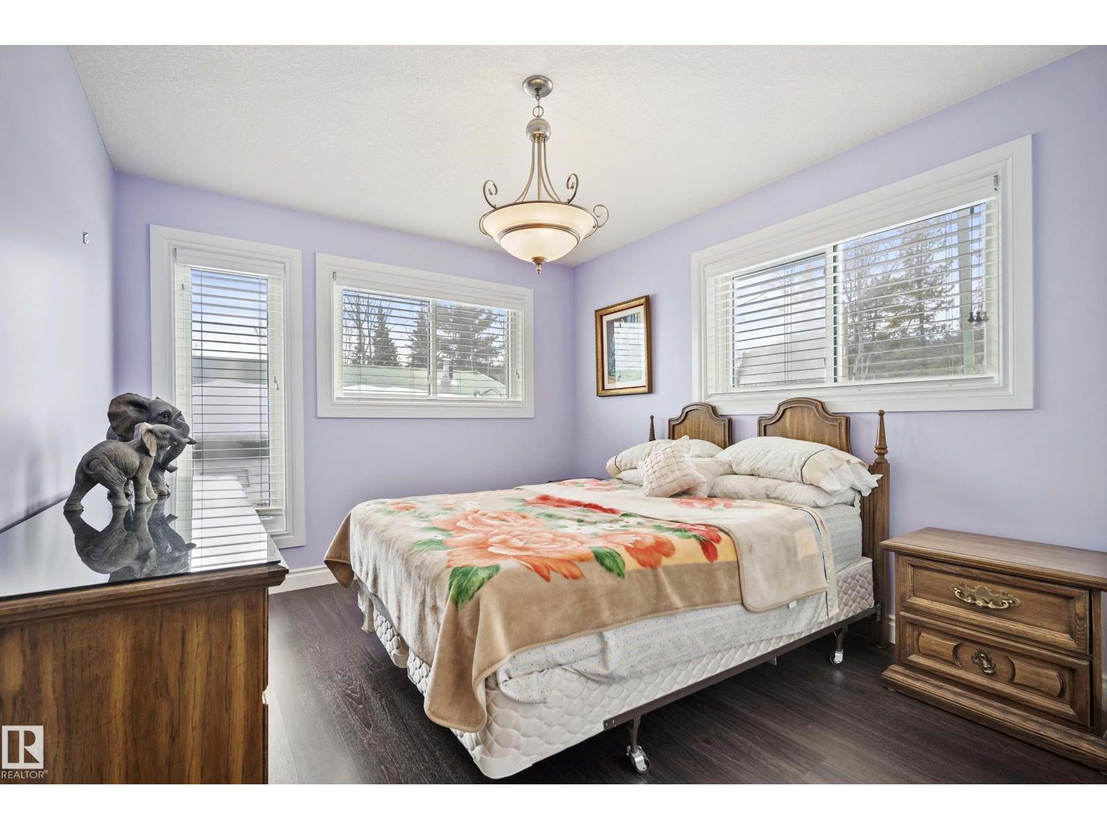 104 BAYVIEW DR, Rural Parkland County