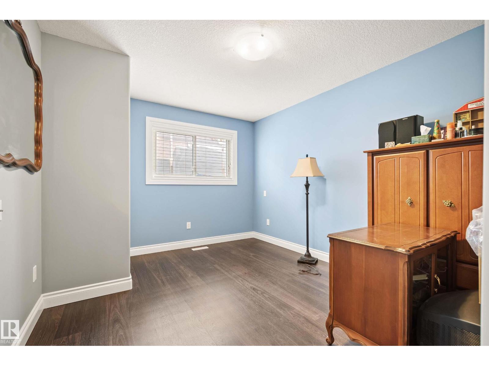 104 BAYVIEW DR, Rural Parkland County