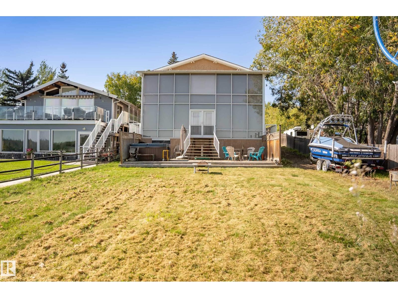 104 BAYVIEW DR, Rural Parkland County