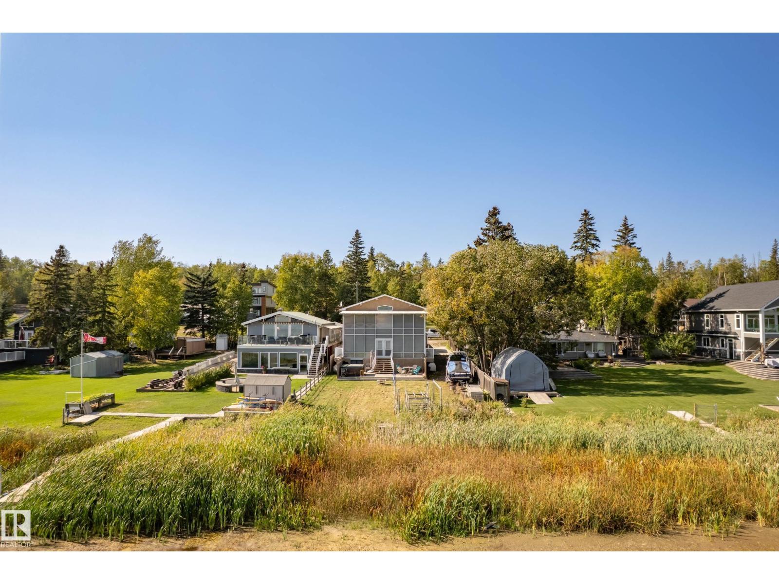 104 BAYVIEW DR, Rural Parkland County