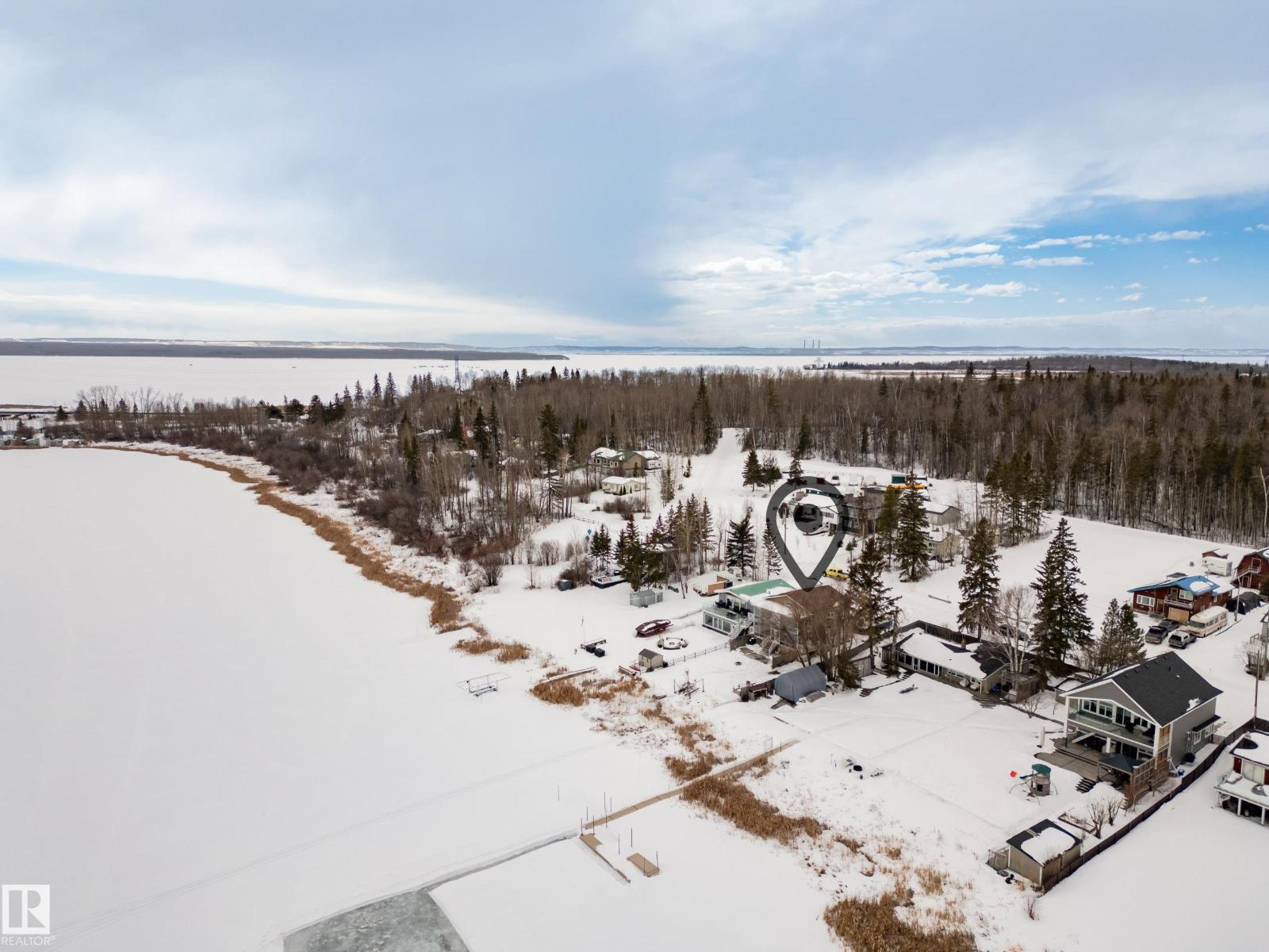 104 BAYVIEW DR, Rural Parkland County