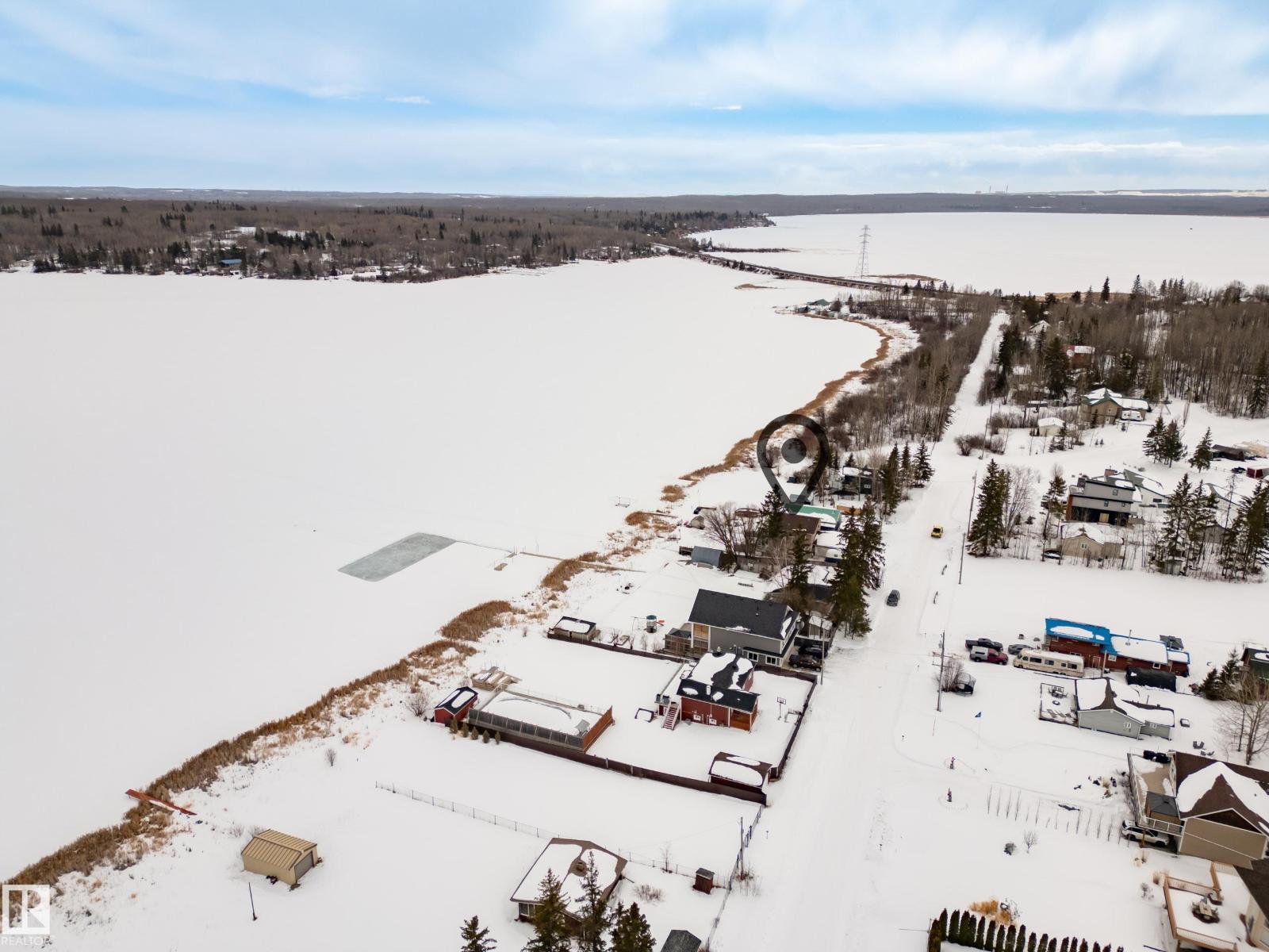 104 BAYVIEW DR, Rural Parkland County