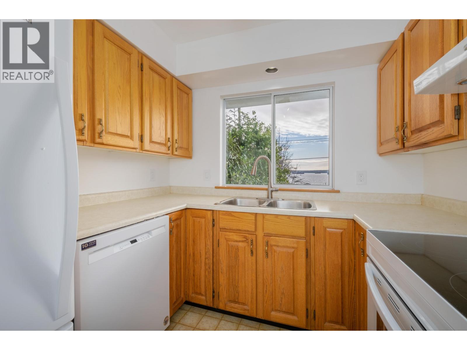 2773 LAWSON AVENUE, West Vancouver