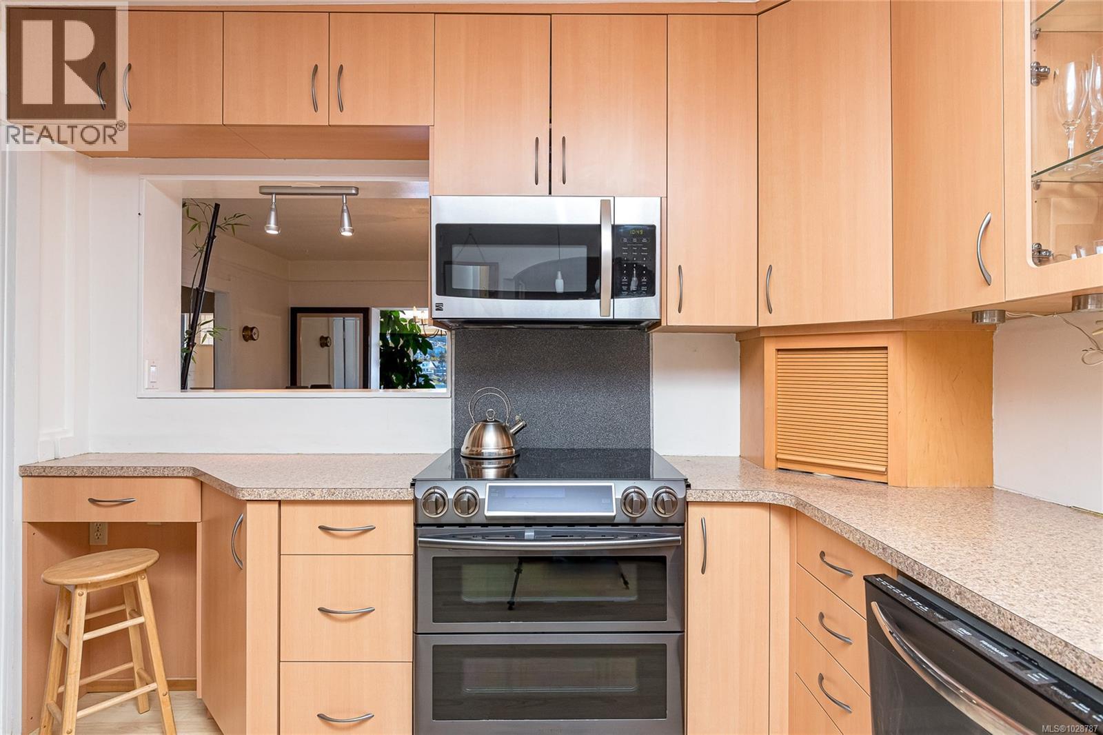  157 Robertson Street, Victoria