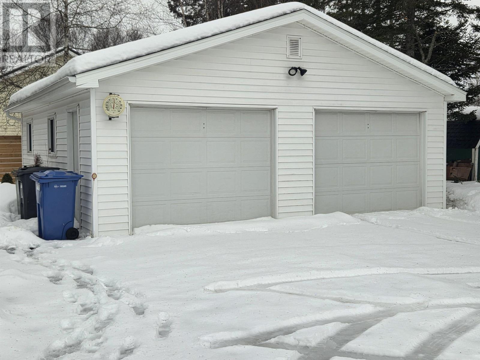 Property 28 of 29 of 36 Eaton Drive