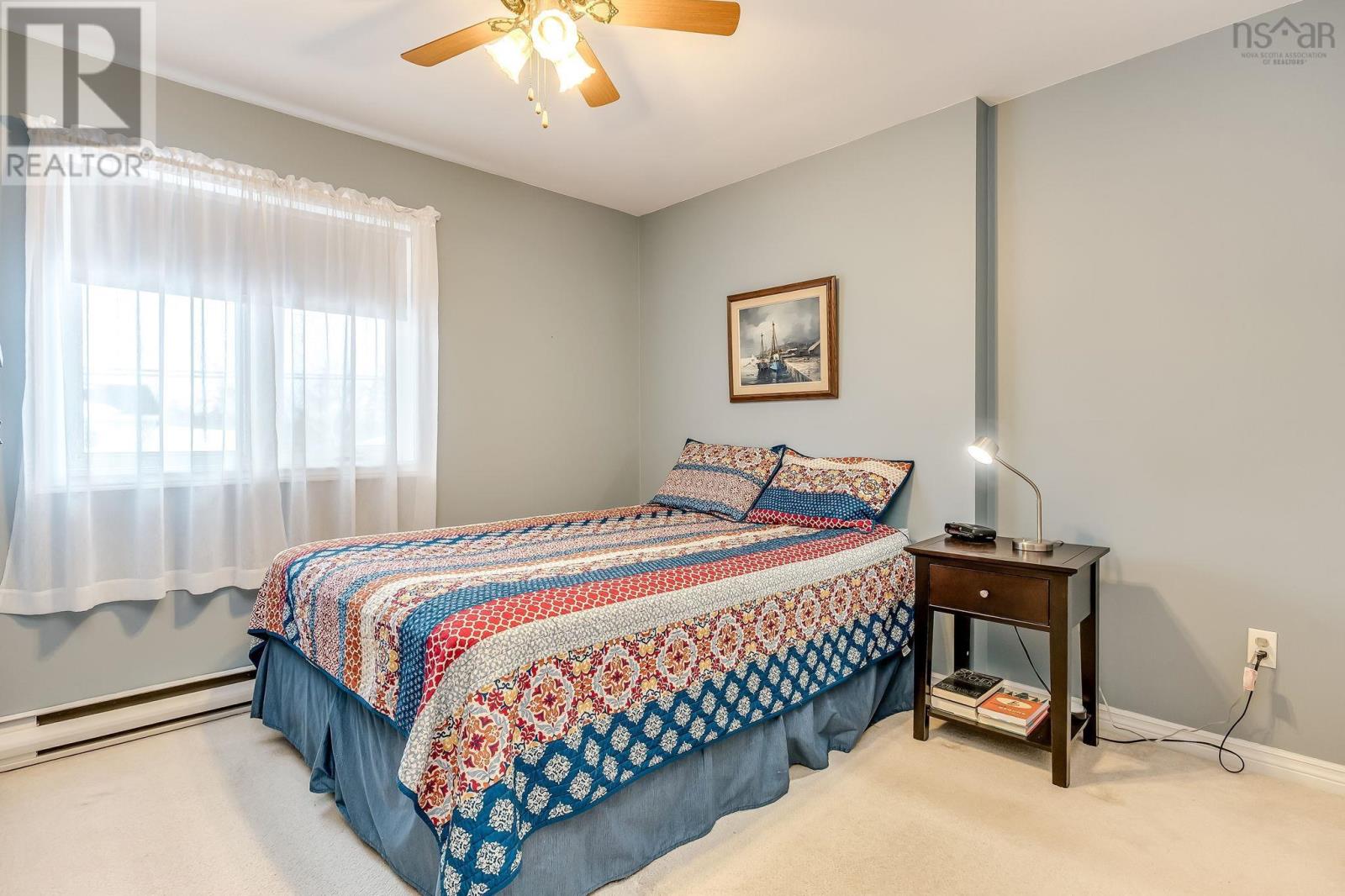 Property 25 of 45 of 162 Greenwich Drive