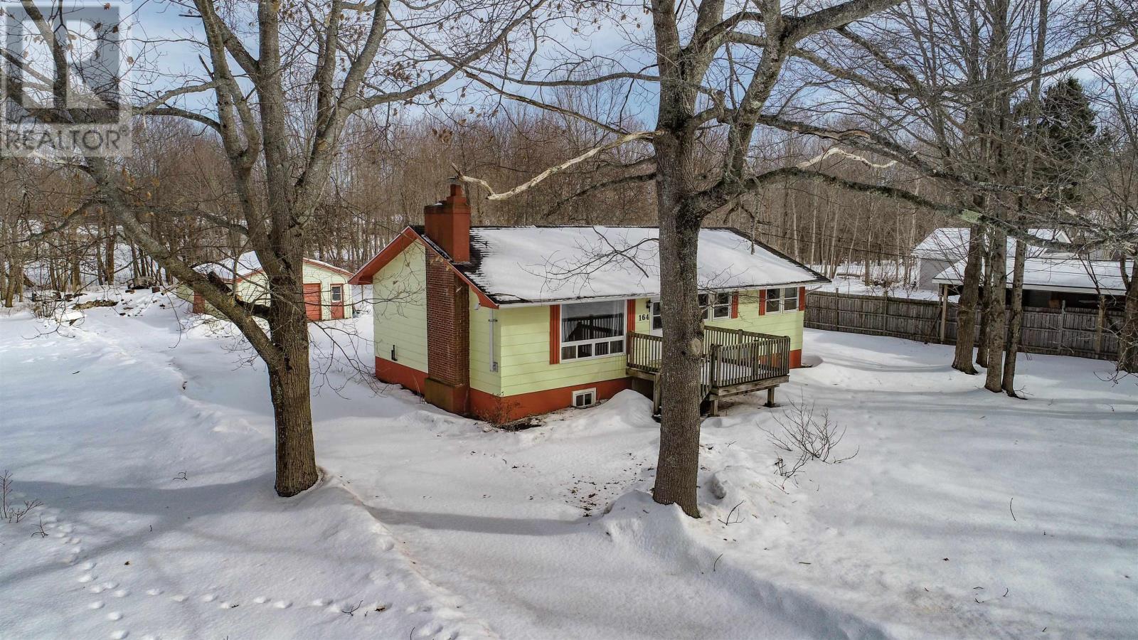 Property 14 of 29 of 164 Foster St Berwick NS B0P 1E0