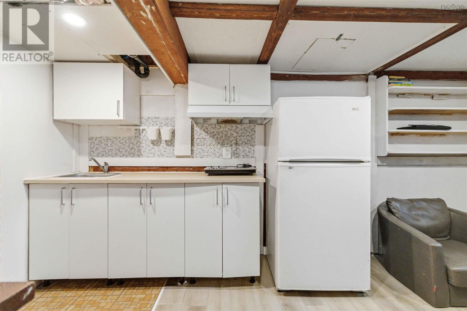 Property 14 of 40 of 24 Auburn Avenue